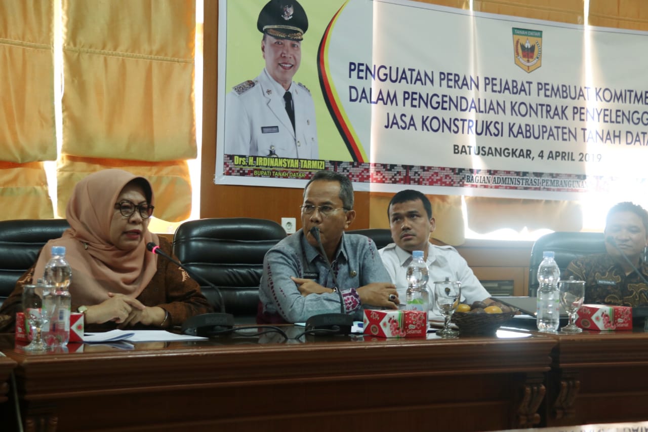 Wakil Bupati Zuldafri Darma  melantik dan mengambil sumpah jabatan secara resmi Mulyadi Dt.  Bandaro Bodi sebagai waligari terpilih Wali Nagari Barulak